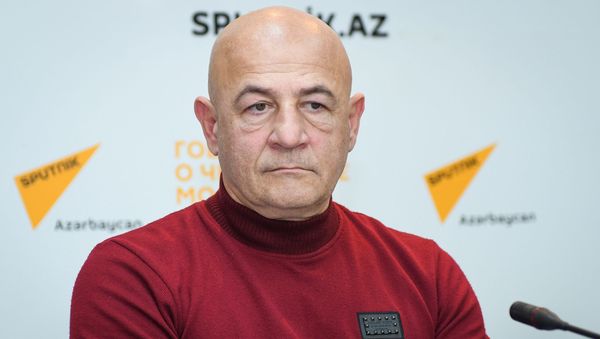 Политолог Надир Шафиев - Sputnik Азербайджан