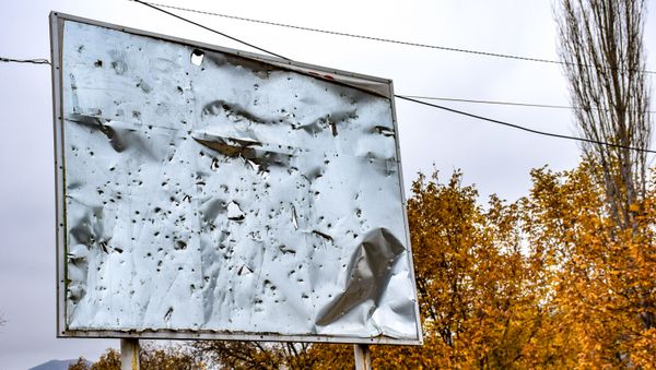 Последствия обстрела, фото из архива - Sputnik Азербайджан