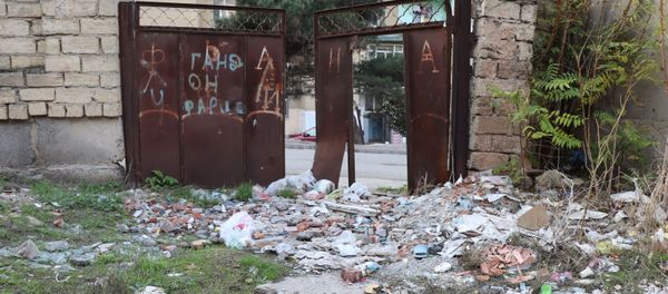 Günəşlidə məişət tullantıları atılan ərazi - Sputnik Азербайджан