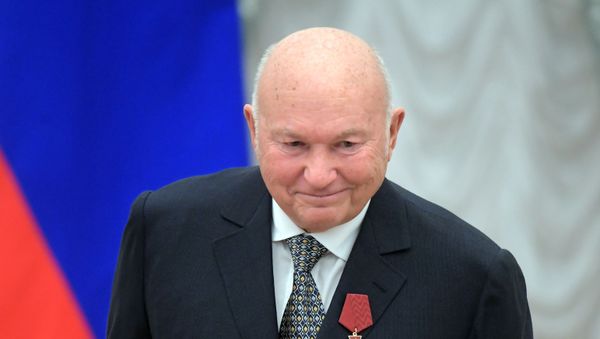 Бывший мэр Москвы Юрий Лужков - Sputnik Азербайджан