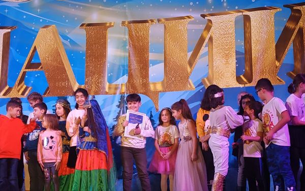 Коллектив театра-студии Гюнай - Sputnik Азербайджан