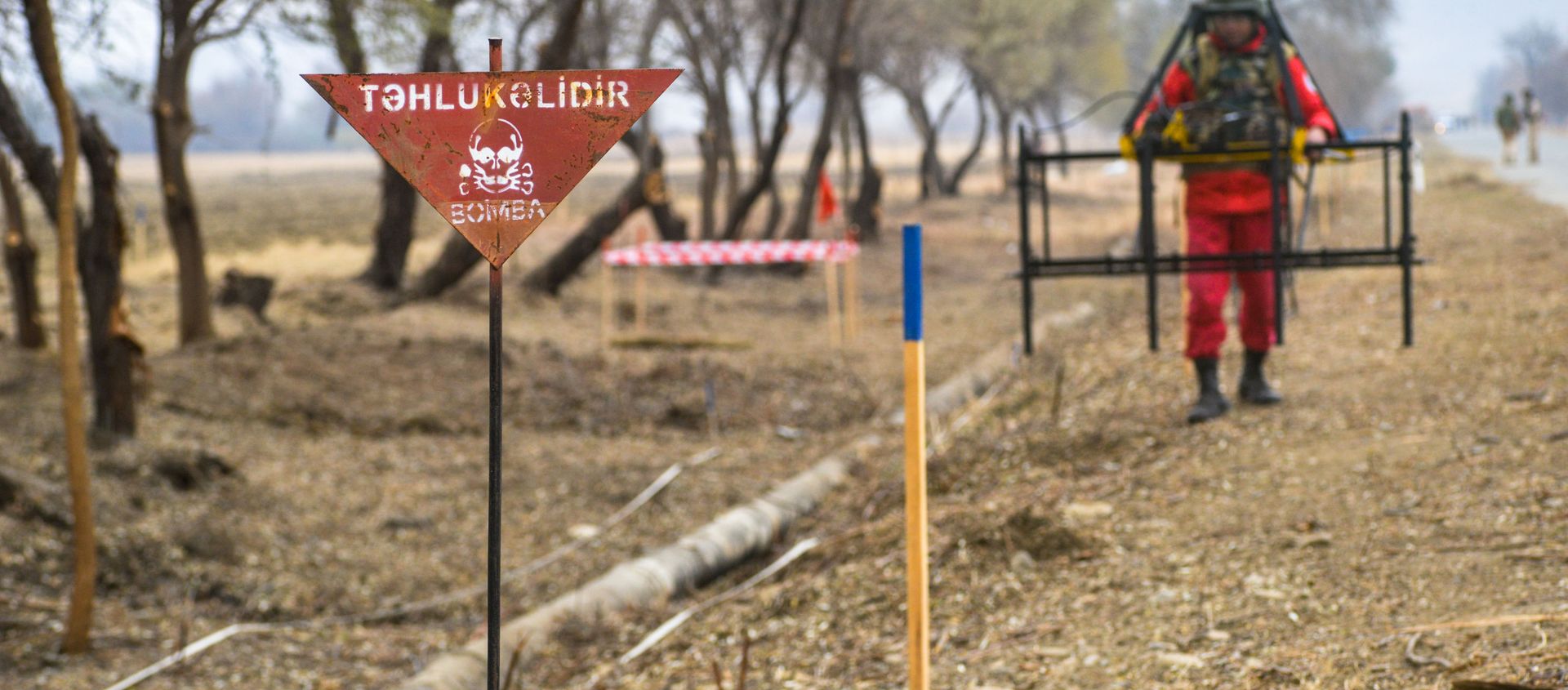 ANAMA əməkdaşları Saloğlu kəndində - Sputnik Азербайджан, 1920, 29.01.2021