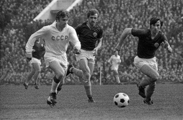Снова вторые: как сборная СССР в финале ЕВРО-72 столкнулась с немецкой машиной - Sputnik Азербайджан