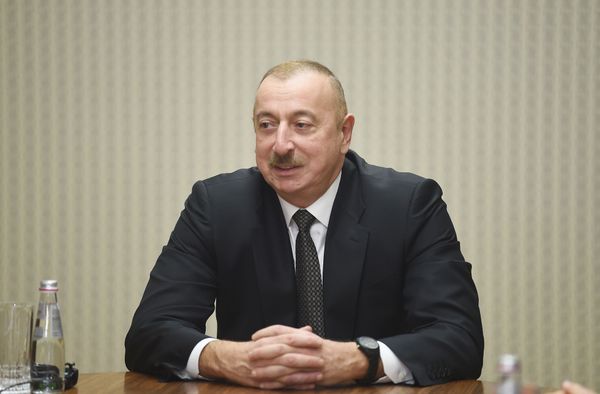 Президент Алиев: отношение к азербайджанцам в России очень позитивное - Sputnik Азербайджан