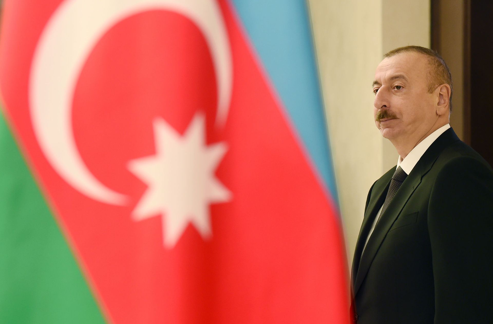 Prezident İlham Əliyev bələdiyyə seçkilərində səs verib - Sputnik Азербайджан, 1920, 05.02.2024