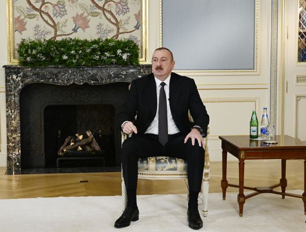 Президент Алиев подвел итоги года в интервью азербайджанским журналистам - Sputnik Азербайджан