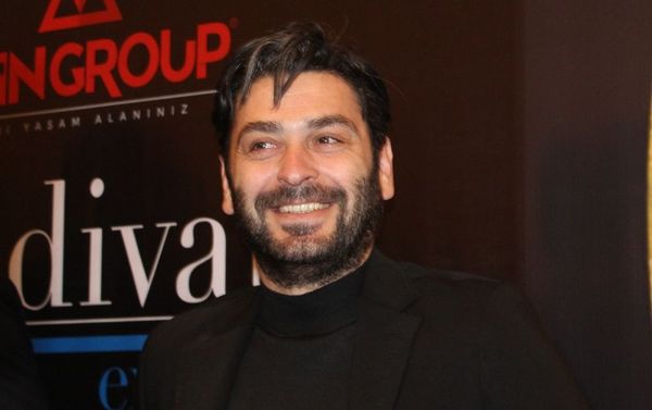 В киноцентре «Низами» состоялась премьера фильма Aman reis duymasın с участием турецких актеров - Sputnik Азербайджан