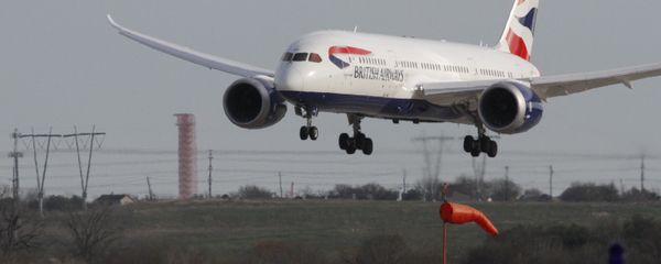 Пассажирский самолет Boeing B787 Dreamliner авиакомпании British Airways, фото из архива - Sputnik Азербайджан