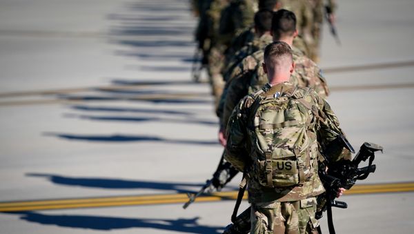 Военнослужащие воздушно-десантных войск США, фото из архива - Sputnik Азербайджан