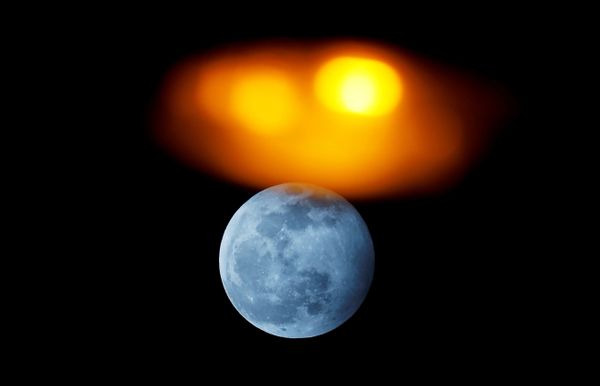 Полная луна в Испании  - Sputnik Азербайджан