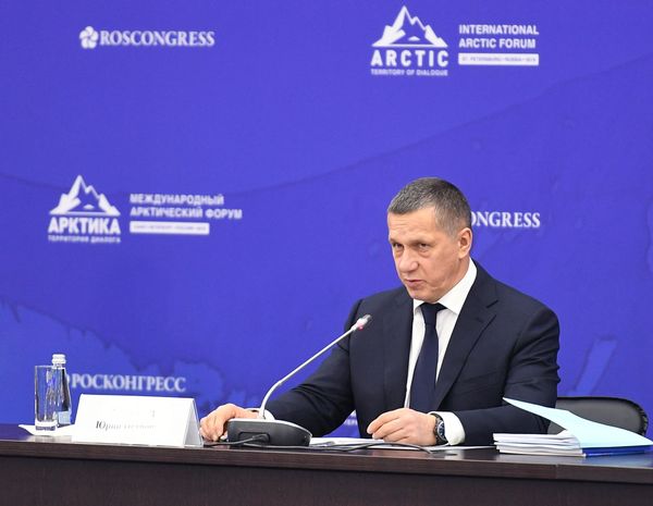 Вице-премьер Юрий Трутнев - Sputnik Азербайджан