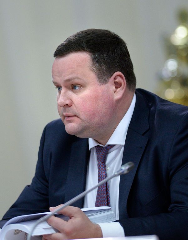 Заместитель министра финансов РФ Антон Котяков на заседании Совета при президенте по развитию физической культуры и спорта - Sputnik Азербайджан