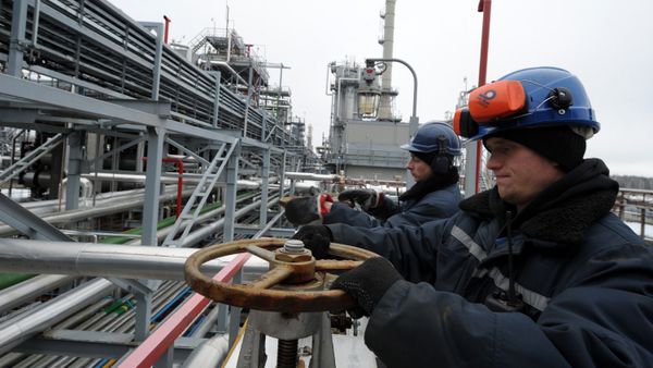 Мозырский нефтеперерабатывающий завод в Белоруссии - Sputnik Азербайджан