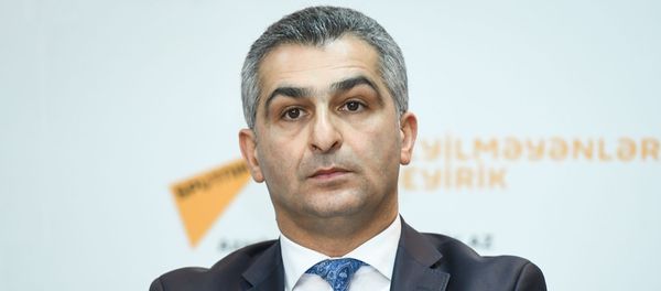 Ответственный секретарь Общественного совета при министерстве образования Ильгар Оруджев - Sputnik Азербайджан