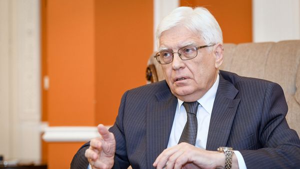 Чрезвычайный и полномочный посол Российской Федерации в Азербайджане Михаил Николаевич Бочарников - Sputnik Азербайджан