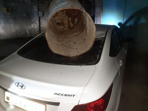 Город ветров такого не ожидал: автовокзал и Baktelecom остались без крыш, повалены деревья - Sputnik Азербайджан