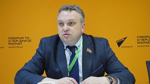 Игорь Комаровский - Sputnik Азербайджан