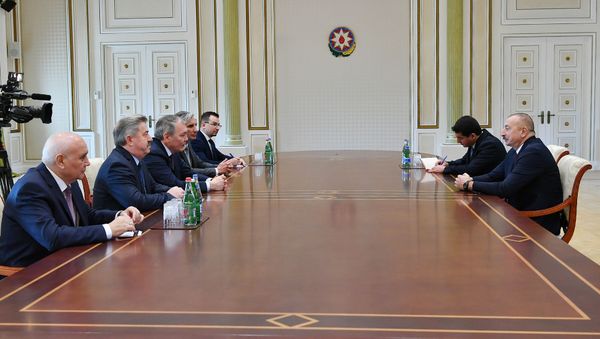 Prezident İlham Əliyev Rusiya Dövlət Dumasının nümayəndə heyətini qəbul edib - Sputnik Азербайджан