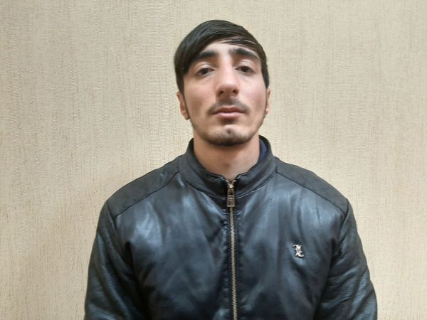 Трое на одного: полиция задержала братьев, отобравших у ребенка мобильник - Sputnik Азербайджан