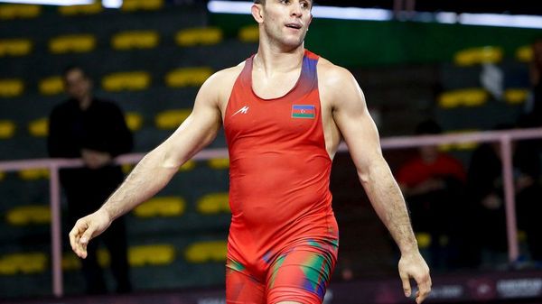  Азербайджанский борец греко-римского стиля Рафиг Гусейнов на чемпионате Европы по борьбе в Риме - Sputnik Азербайджан