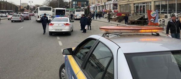  Qanunsuz parklanmaya qarşı tədbir - Sputnik Азербайджан