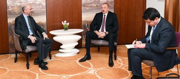 Prezident İlham Əliyev Münhendə Beynəlxalq Böhran Qrupunun prezidenti və baş icraçı direktoru Robert Malley ilə görüşüb - Sputnik Азербайджан
