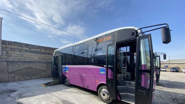 İsuzu Novociti markalı avtobuslar - Sputnik Азербайджан
