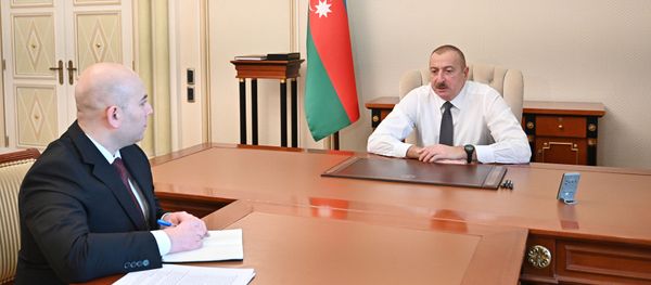 Президент Ильхам Алиев принял председателя правления Бакинского транспортного агентства Вусала Керимли - Sputnik Азербайджан