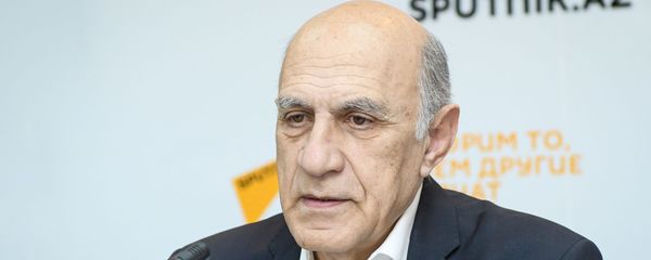 Политолог Фикрет Садыхов - Sputnik Азербайджан