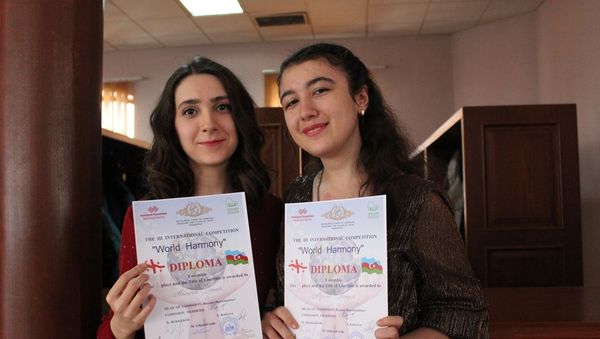 Закрытие международного конкурса молодых исполнителей классической музыки и фольклора World harmony  - Sputnik Азербайджан