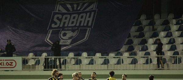 Футболисты ФК Sabah - Sputnik Азербайджан
