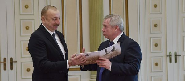 Президент Ильхам Алиев принял делегацию во главе с губернатором Ростовской области России Василием Голубевым - Sputnik Азербайджан