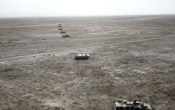 Передислокация войск ВС Азербайджана в рамках учений - Sputnik Азербайджан