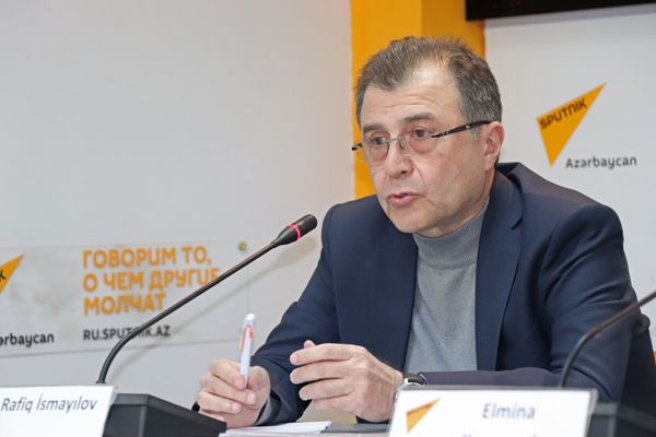 Кто пишет учебники для азербайджанских школьников: новые правила обнажили старую проблему - Sputnik Азербайджан