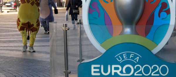Табло обратного отсчета до чемпионата Европы по футболу 2020 - Sputnik Азербайджан