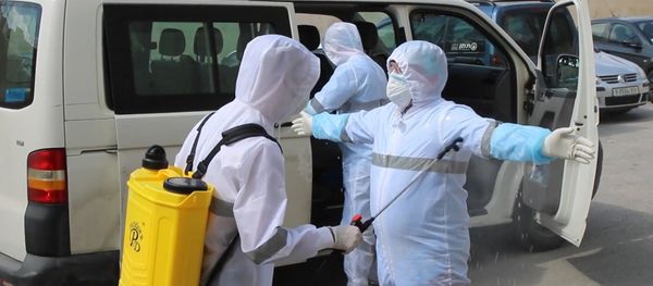 Конец глобализма: страны закрывают государственные границы из-за пандемии коронавируса - Sputnik Азербайджан