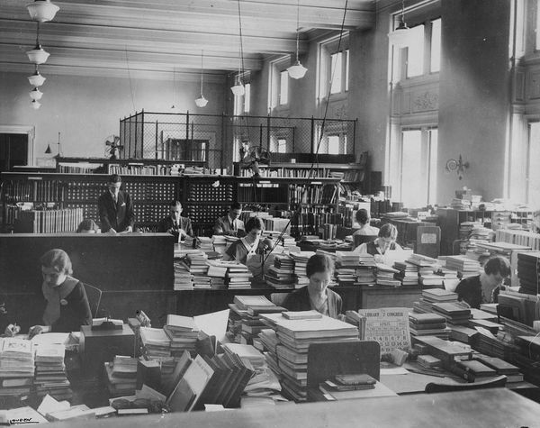 Пока все дома: топ–5 онлайн–курсов от радио Arzamas - Sputnik Азербайджан