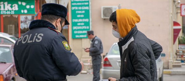 Полицейская проверка, фото из архива - Sputnik Азербайджан