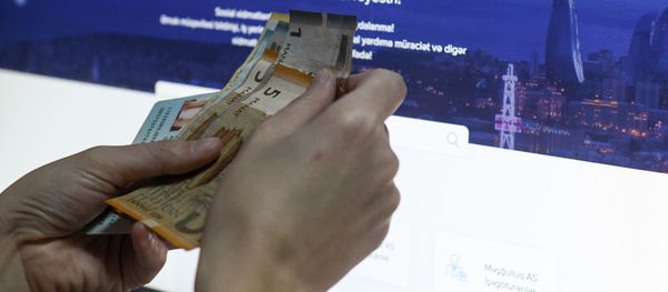 Пользователь сайта e-sosial.az - Sputnik Азербайджан
