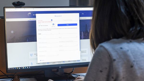 Пользователь сайта e-sosial.az - Sputnik Азербайджан
