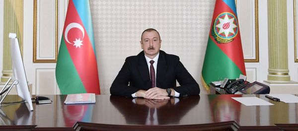 Ильхам Алиева во время видеоконференции, фото из архива Ильхам Алиева во время видеоконференции, фото из архива - Sputnik Азербайджан