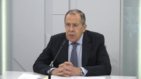 Ошибки будем анализировать потом: Лавров ответил критикам ВОЗ - Sputnik Азербайджан