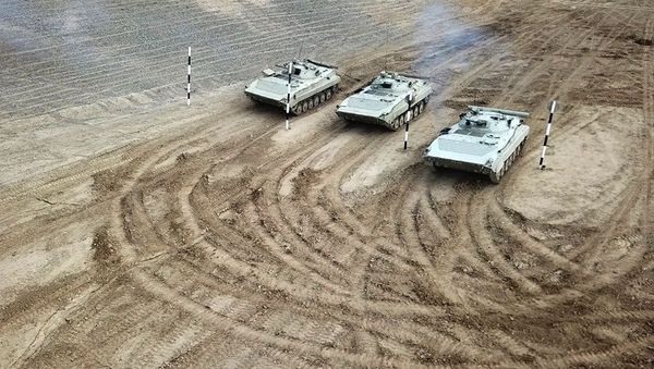 PDM ekipajları döyüş vərdişlərini təkmilləşdirir - Sputnik Азербайджан