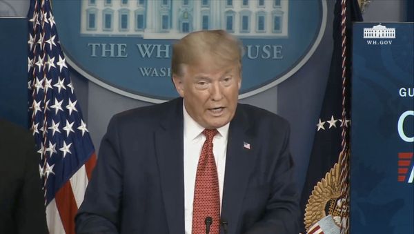 Трамп представил план снятия карантина в США - Sputnik Азербайджан