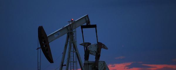 Нефтяная качалка, фото из архива  - Sputnik Азербайджан
