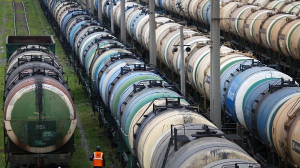 Цистерны для нефтепродуктов - Sputnik Азербайджан