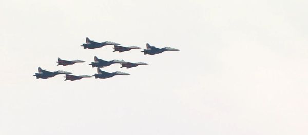 Репетиция воздушной части Парада Победы прошла в Москве - Sputnik Азербайджан