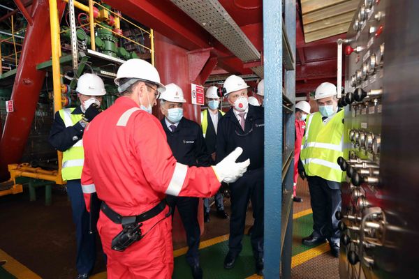 SOCAR приступила к бурению новой скважины на собственном месторождении - Sputnik Азербайджан