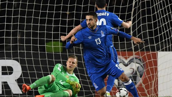 Azərbaycan millisinin futbolçusu Dmitri Nazarov (13), arxiv şəkli - Sputnik Азербайджан
