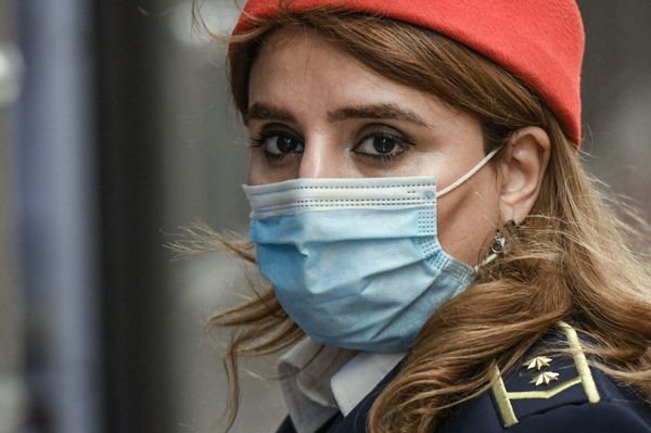 Bakı metrosunda maska rejimi Bakı metrosunda maska rejimi - Sputnik Азербайджан